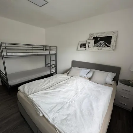 Helle & Gemuetliche Wohlfuehlwohnung 公寓