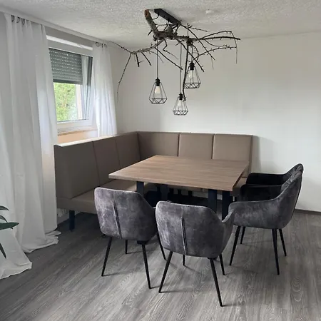 Helle & Gemuetliche Wohlfuehlwohnung *