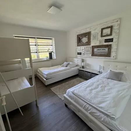 Helle & Gemuetliche Wohlfuehlwohnung