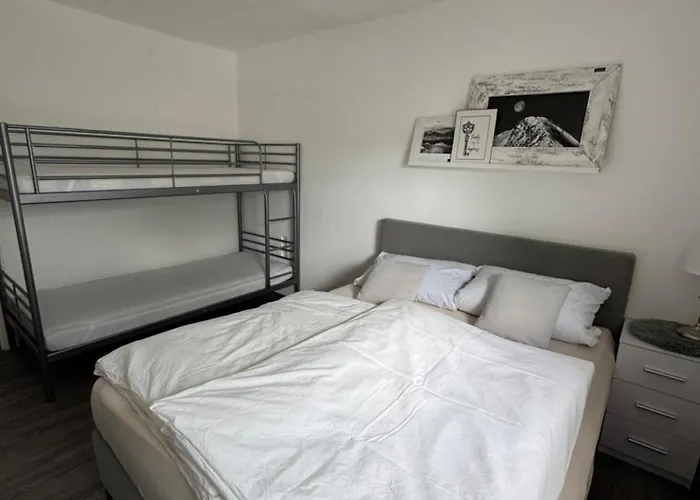 Helle & Gemuetliche Wohlfuehlwohnung Lägenhet