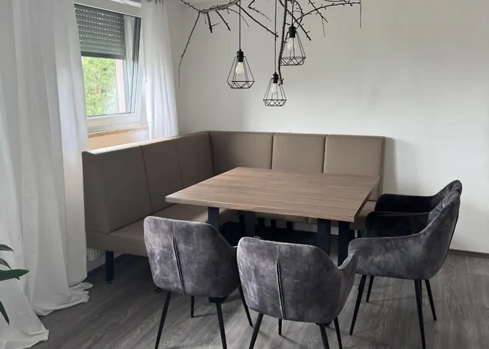 Helle & Gemuetliche Wohlfuehlwohnung *