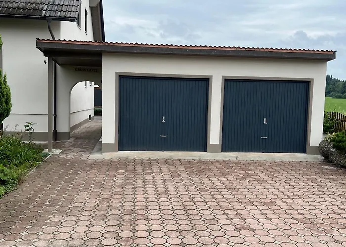 Helle & Gemuetliche Wohlfuehlwohnung